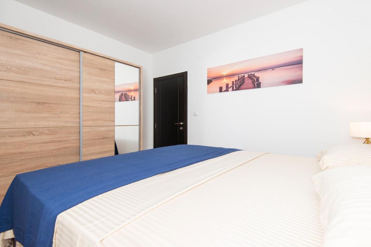 Sea Star Apartment Tivat Eksteriør bilde