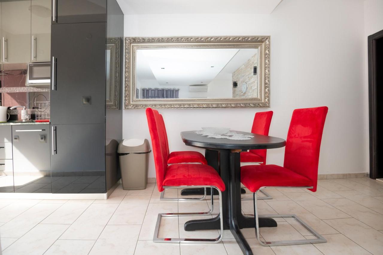 Sea Star Apartment Tivat Eksteriør bilde