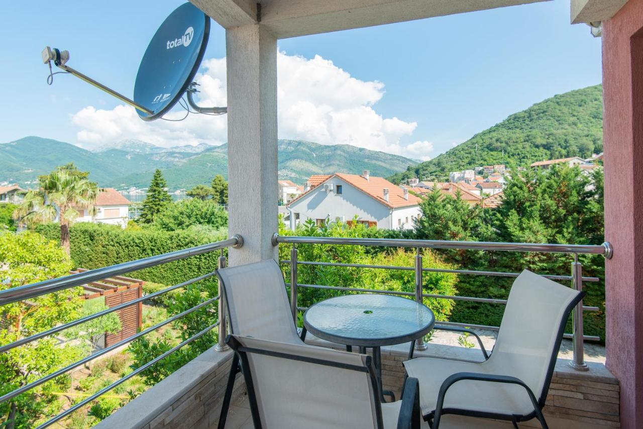 Sea Star Apartment Tivat Eksteriør bilde